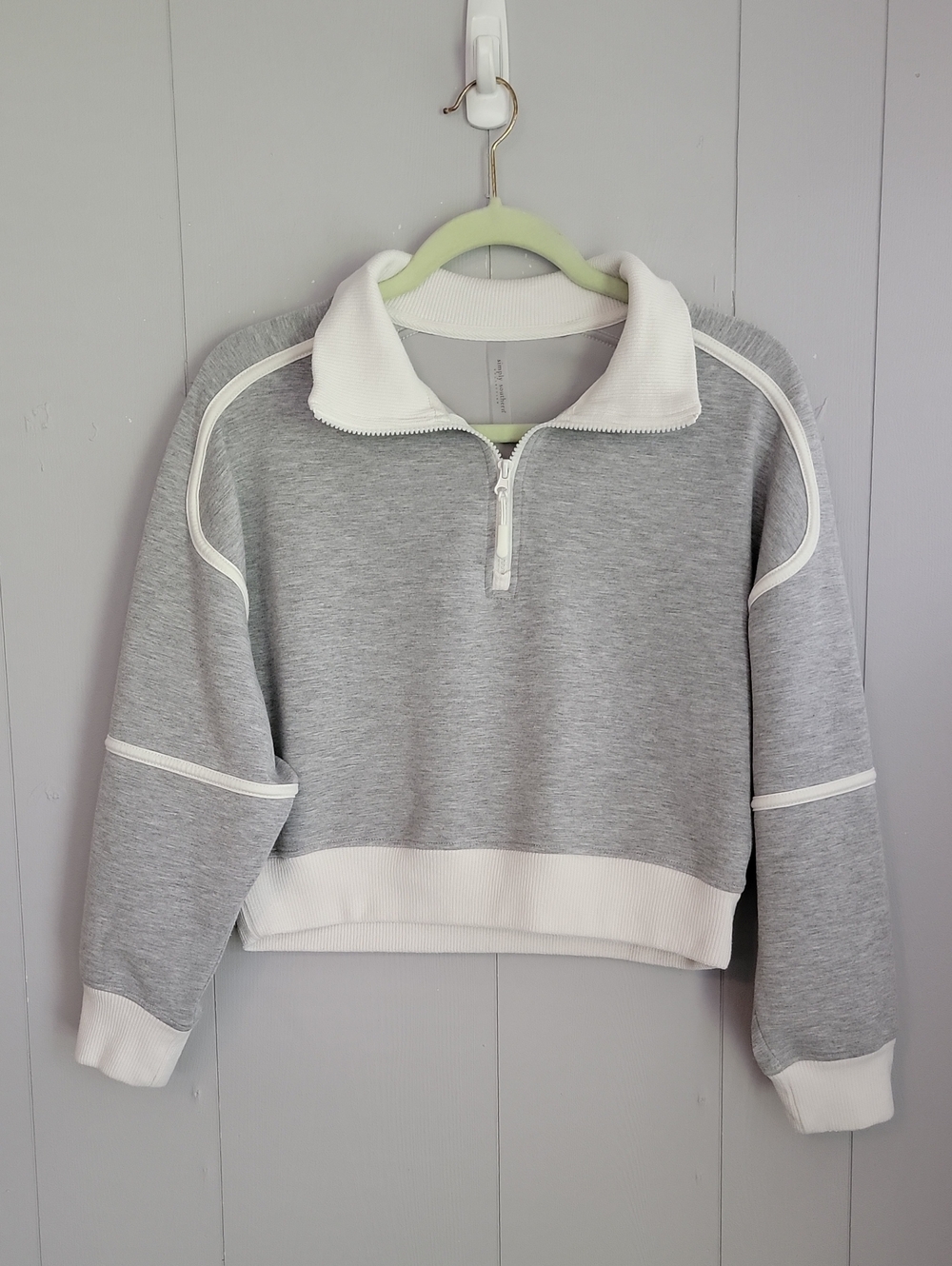 Simply Southern Women's Cropped Sweatshirt Small Gray Quater Zip Long Sleeve